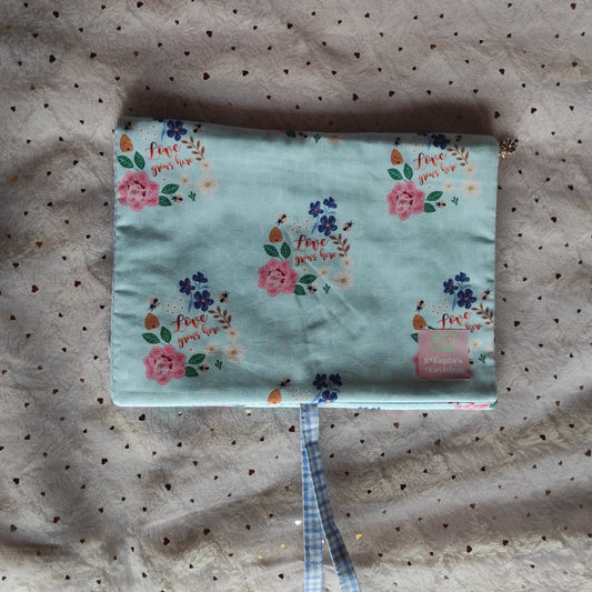 Funda literaria celeste